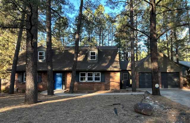 Lease Takeover Starting June 1st | Spacious 5-Bedroom Home Near Downtown Flagstaff