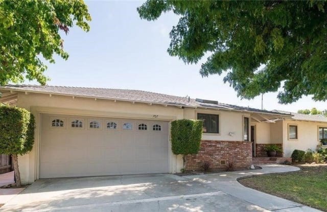 707 Alvarado Street - 707 Alvarado Street, Redlands, CA 92373