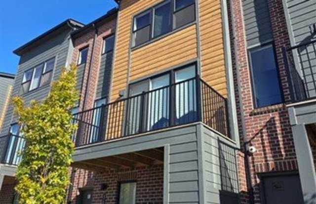 Photo of 3604 Trumbull Street