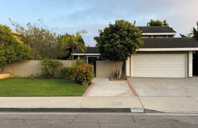 Beautiful 4 bedroom 3 bath House in Manhattan Beach