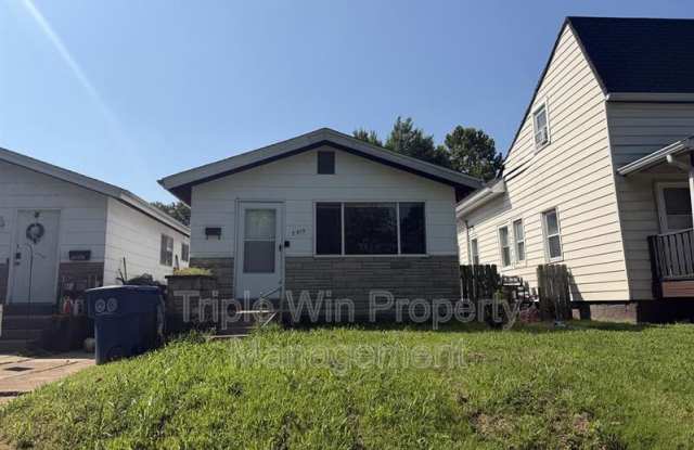 7515 Alaska Ave.