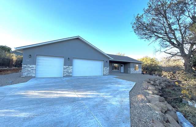 Brand New Semi-Custom Prescott Home!