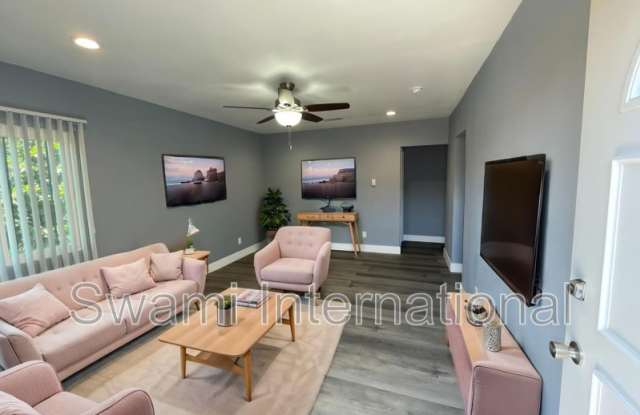 1031 W. 102nd St.