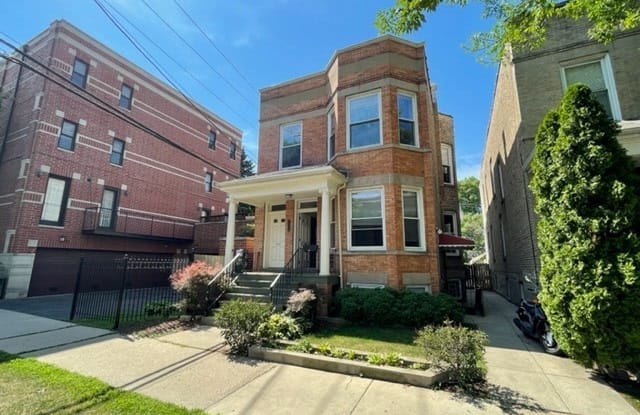 1613 W Berwyn Avenue - 1613 West Berwyn Avenue, Chicago, IL 60640