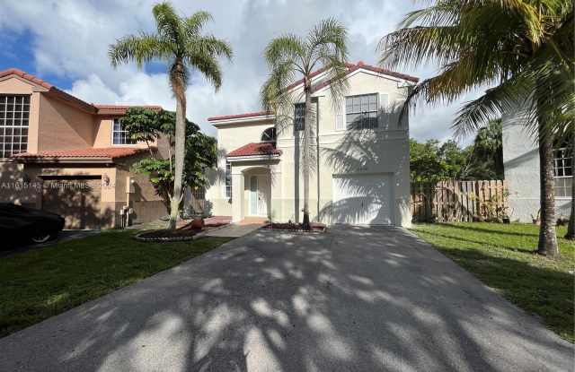 2668 W Saratoga Dr