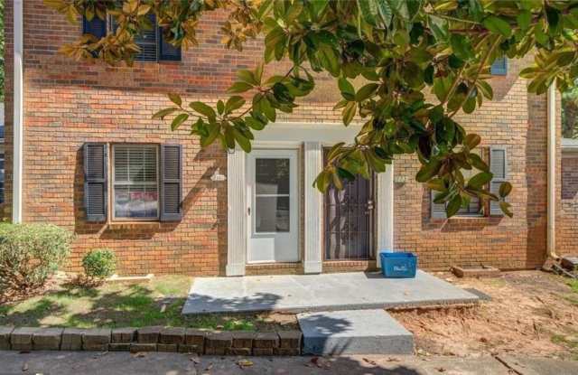 115 PLANTATION Drive