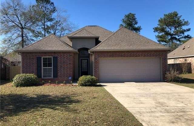 690 WOODBURNE Loop - 690 Woodburne Loop, Covington, LA 70433