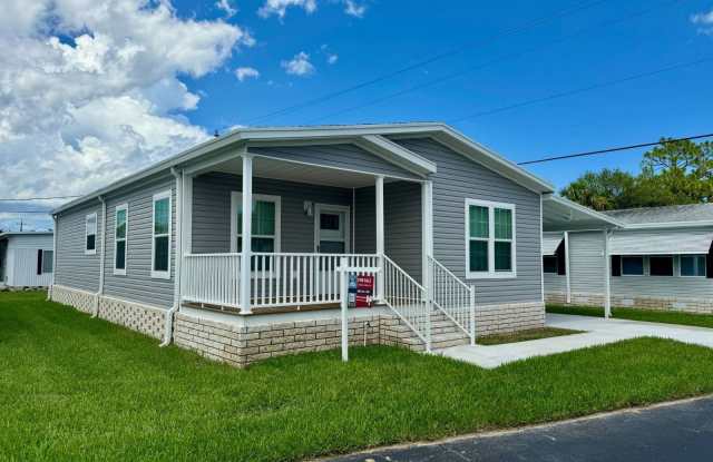 1270 Plymouth Place