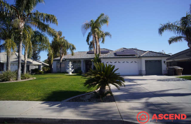 Stunning Home in 93313!