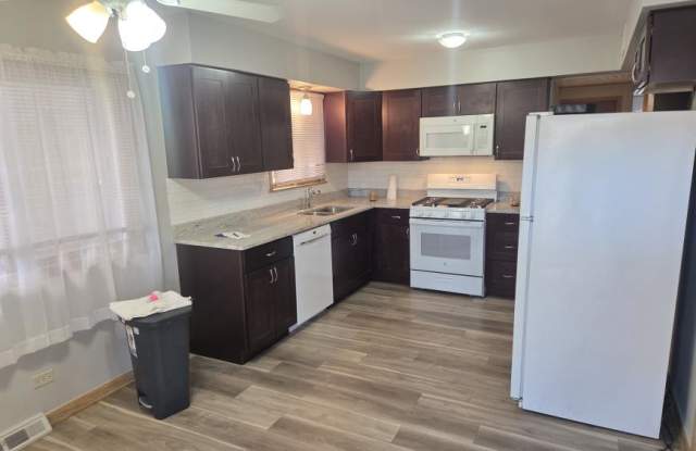 Photo of 5850 N MULLIGAN