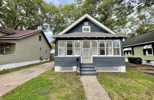 Two Bedroom Home in Muskegon photos photos