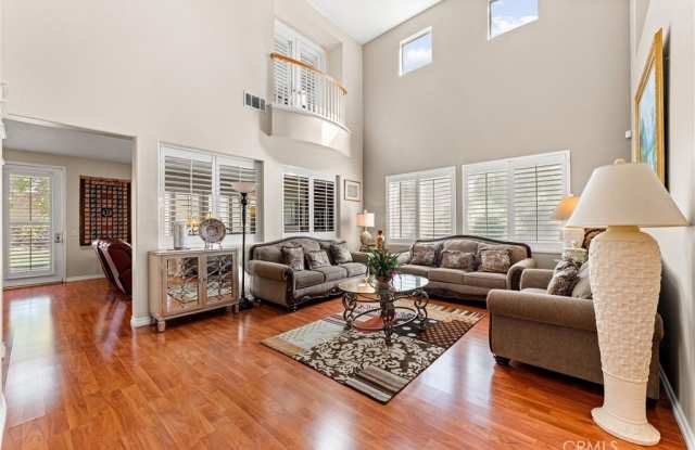 8705 E Running Springs