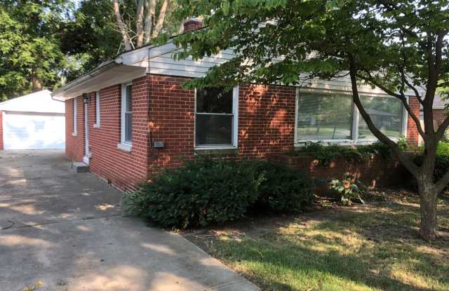 3-Bedroom Home in a Charming Neighborhood!