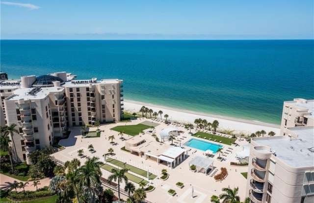 3115 Gulf Shore Blvd N