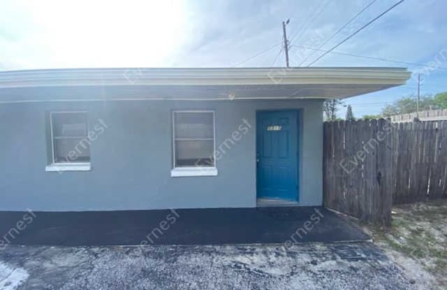 5515 Cheyenne Dr
