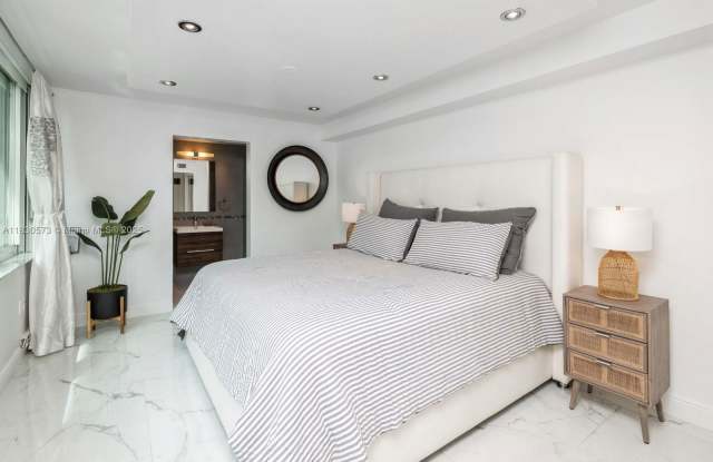 405 North Hibiscus Drive