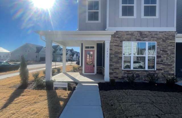 Charming 3 Bedroom Home Located In Wendell!!!