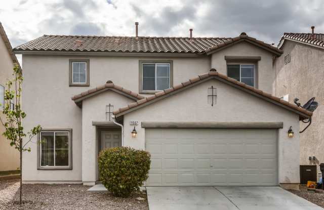 Beautiful 3 bedroom, 2.5 bath 2 story home!