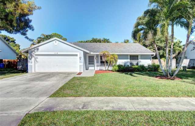 Photo of 114 Sand Pine Way