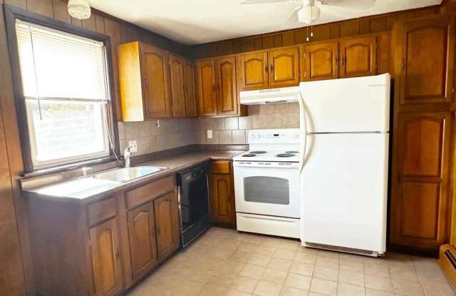 246 George Waterman Road unit: 2