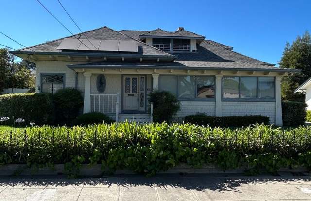 4 Bedroom | 3 Bathroom | Single-Family Home