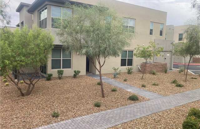 1247 Rock Hills Street