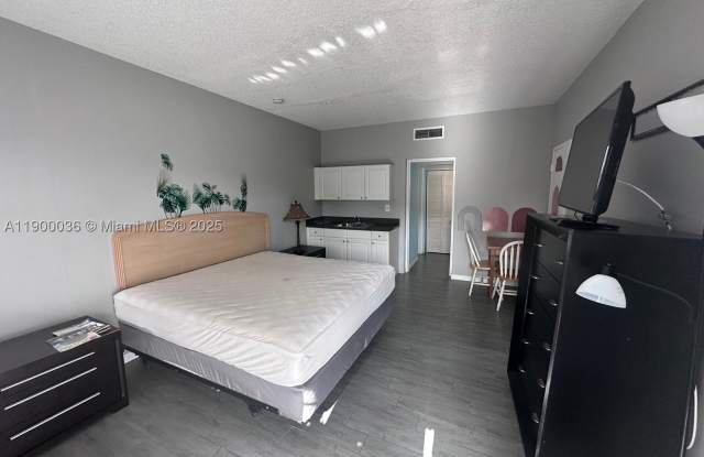 26 Diplomat Pkwy