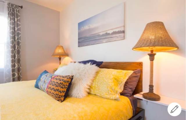 4430 Illinois Street