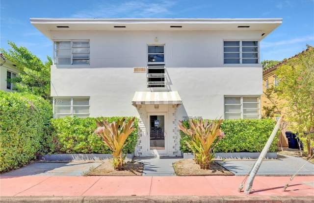 7510 Byron Ave