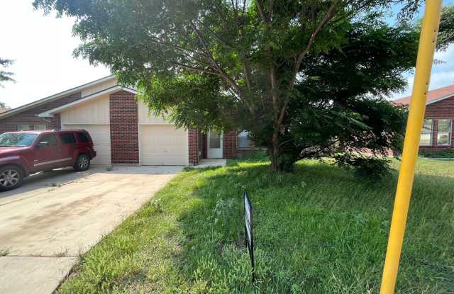 Photo of 5619 Lakebend West Dr. Unit B, San Antonio, TX. 78244