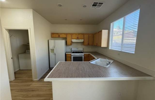 980 Country Skies Avenue