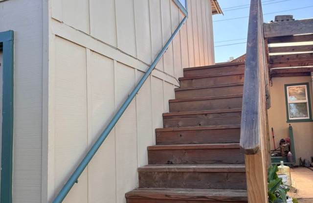 Photo of 1 bed/1 bath Studio/Apartment In Monterey - Very close to DLI  NPS