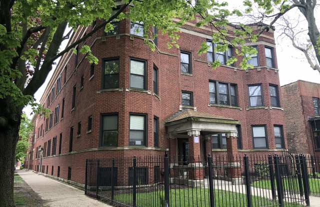 6720 N Lakewood Ave - 6720 North Lakewood Avenue, Chicago, IL 60626