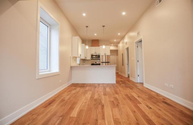 2308 West Foster Ave.