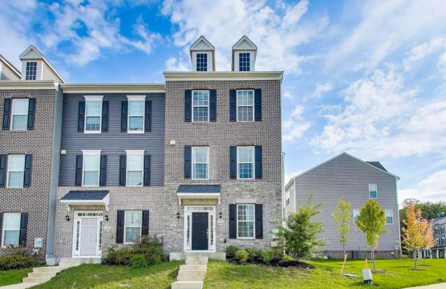 Photo of Luxurious on Lanham Hill - 3 + 3.5 Near New TH 3 bed + 3 Ba