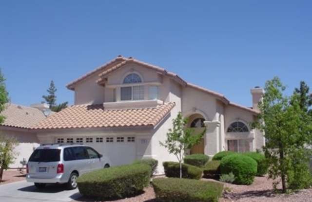 WONDERFUL 2 STORY HOME IN THE HEART OF GREEN VALLEY 3 BED 2.5 BATH BEAUTIFULLY LANDSCAPED!