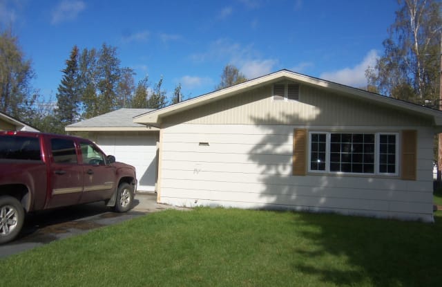 147 E 8th Avenue - 147 East 8th Avenue, North Pole, AK 99705