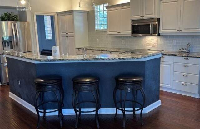 8500 Via Lungomare Circle unit: 202