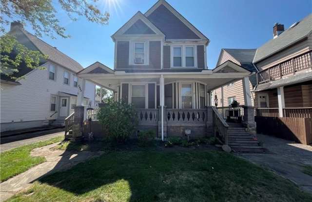 1958 E 120th Street