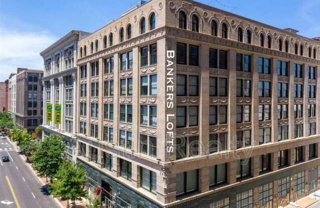 901 Washington Ave