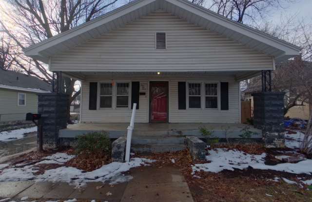 423 S Estelle