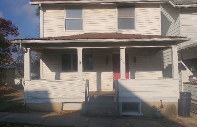 210 Bell Ave - 210 East Bell Avenue, Altoona, PA 16602