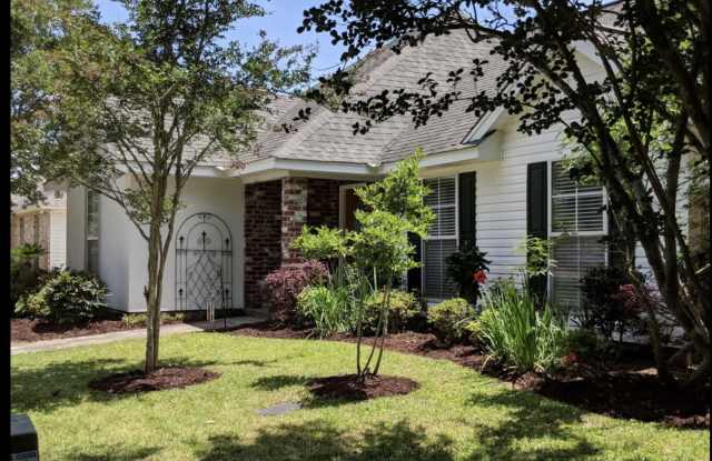 36 Hollycrest Blvd - 36 Hollycrest Boulevard, St. Tammany County, LA 70433