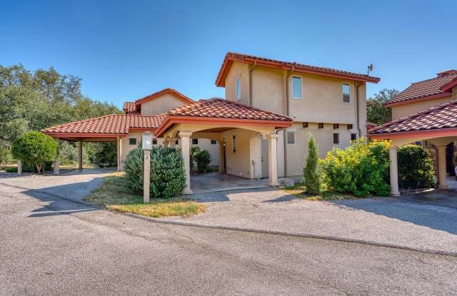 Photo of 111 Lachite