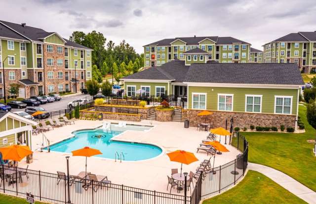 Affordable Housing - Luxury Apartments at Foxwood