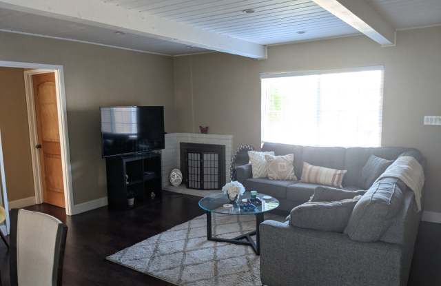 2808 Hillside Avenue