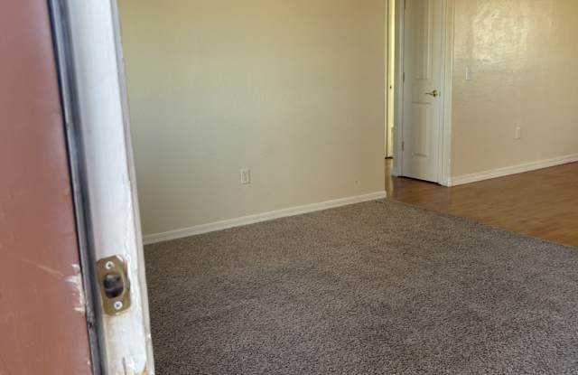 8131 W Serena Dr # 3