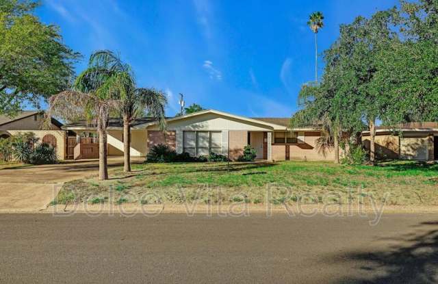 Photo of 1110 Walnut Ave