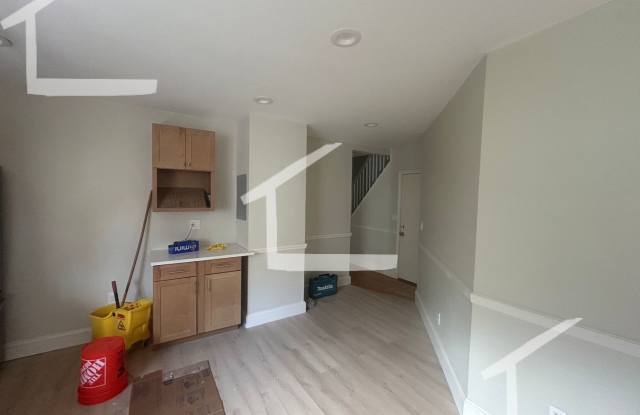 Charming 3.5 Bedroom-No Broker Fee