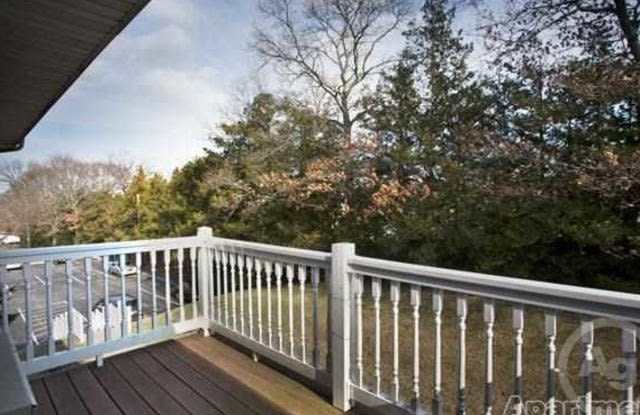 437 Lincoln Blvd Unit C12